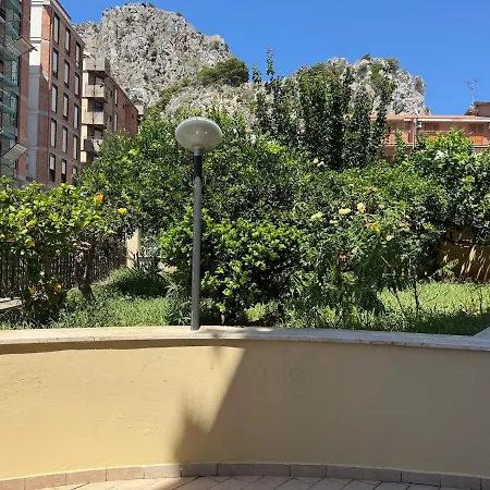 Appartamento Delia S House Cefalù