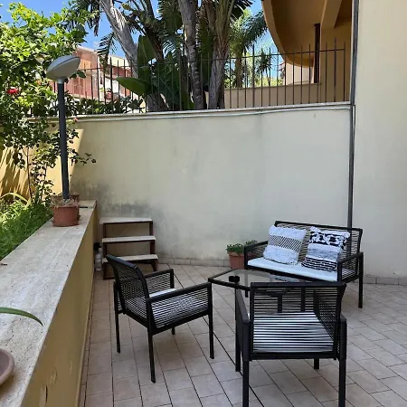 Delia S House